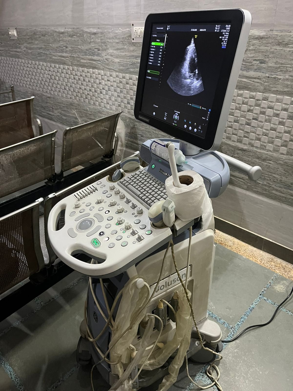 Good Condition GE Healthcare Voluson P8 (2017) image 5