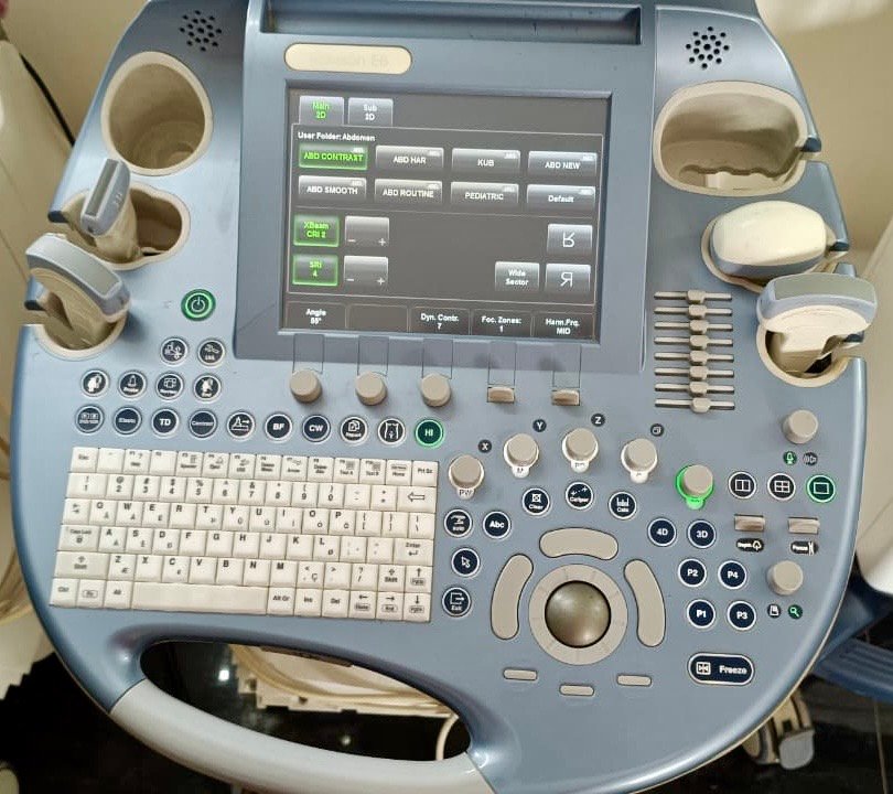 Good Condition GE Healthcare Voluson E6 (2016) image 5