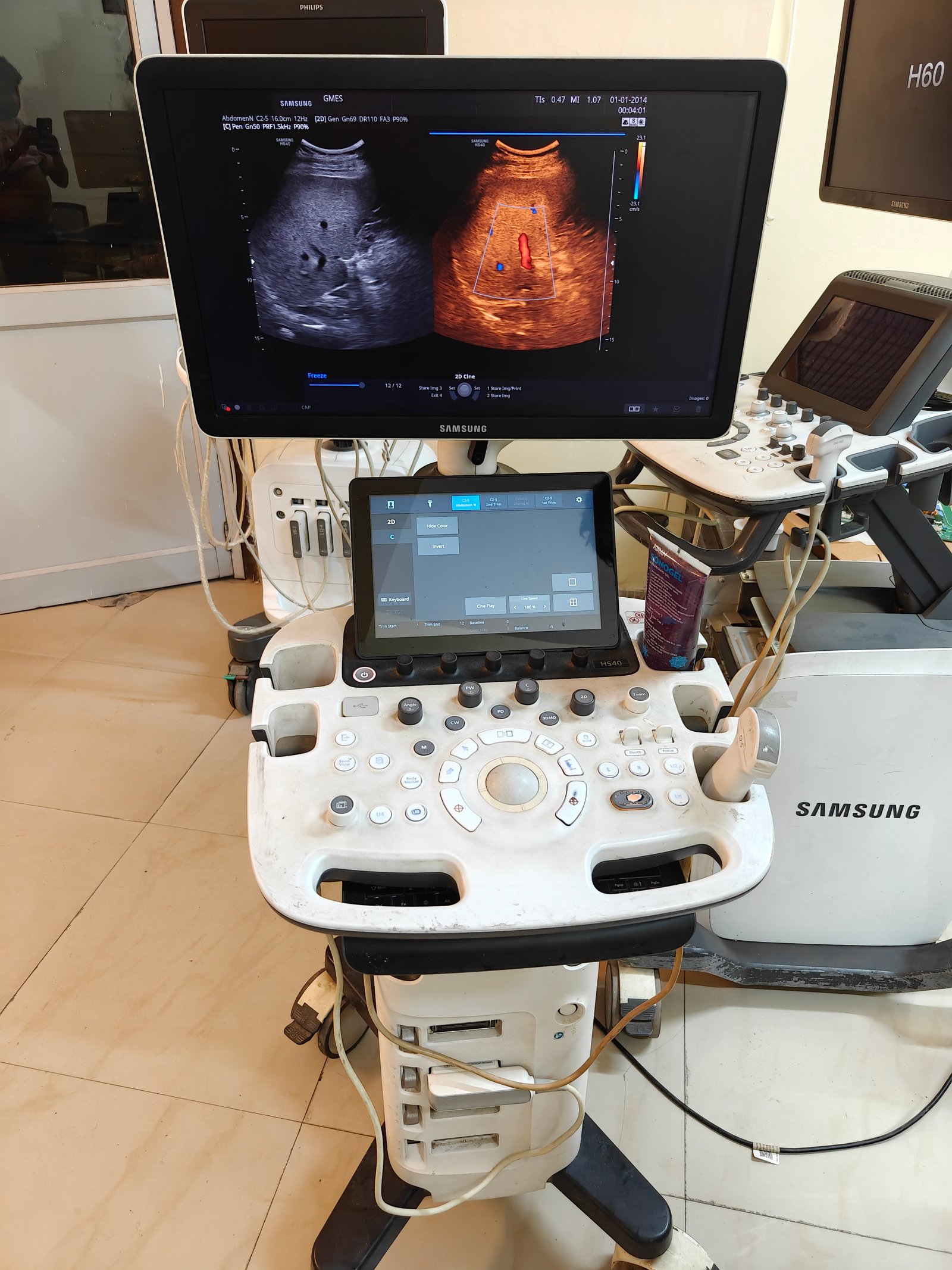 Good Condition SAMSUNG HS40 (2019) image 2